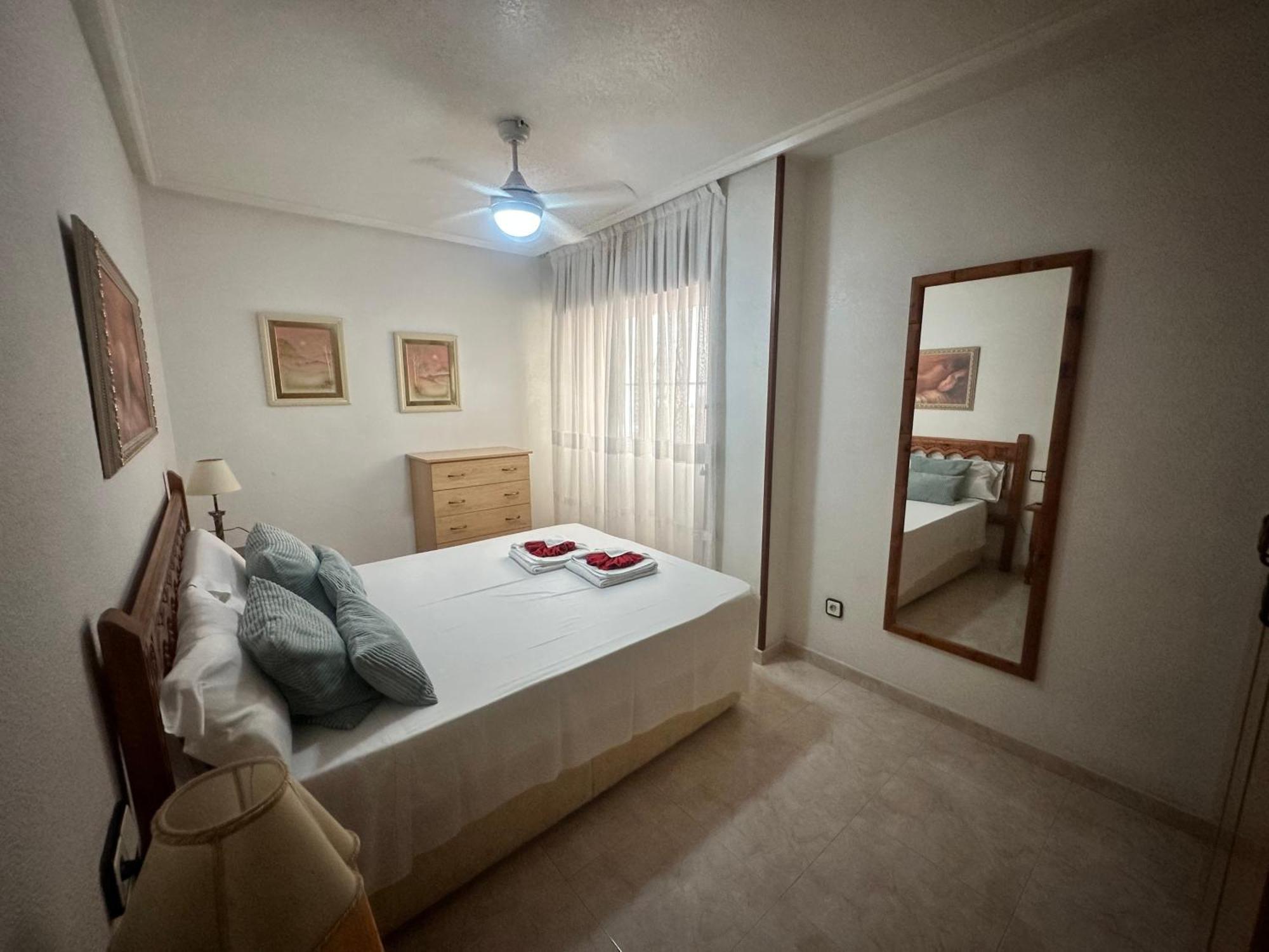 Homely Apartments Habaneras Торрев'єха Екстер'єр фото